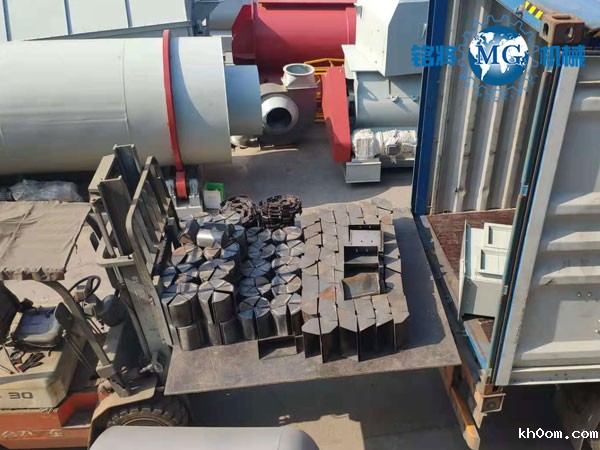 秘鲁干粉砂浆生产线装车现场图