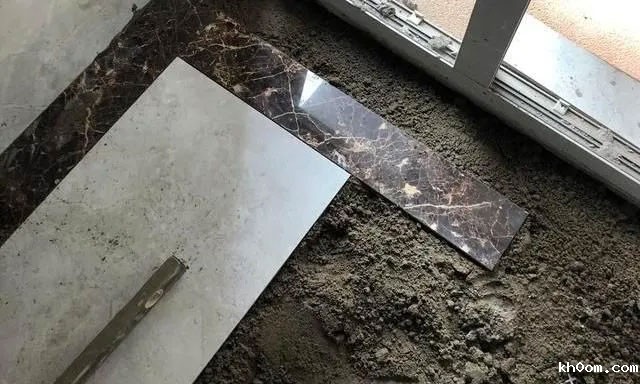 40年经验的瓦工师傅，为你讲解瓷砖胶里为什么不要加腻子粉？